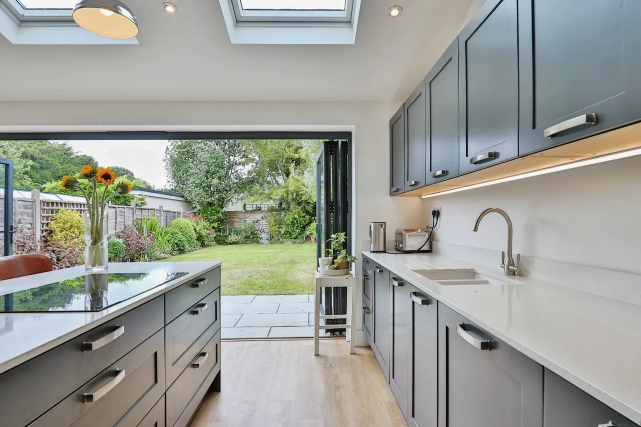 Ashmore Crescent, Poole, BH15, photo 7