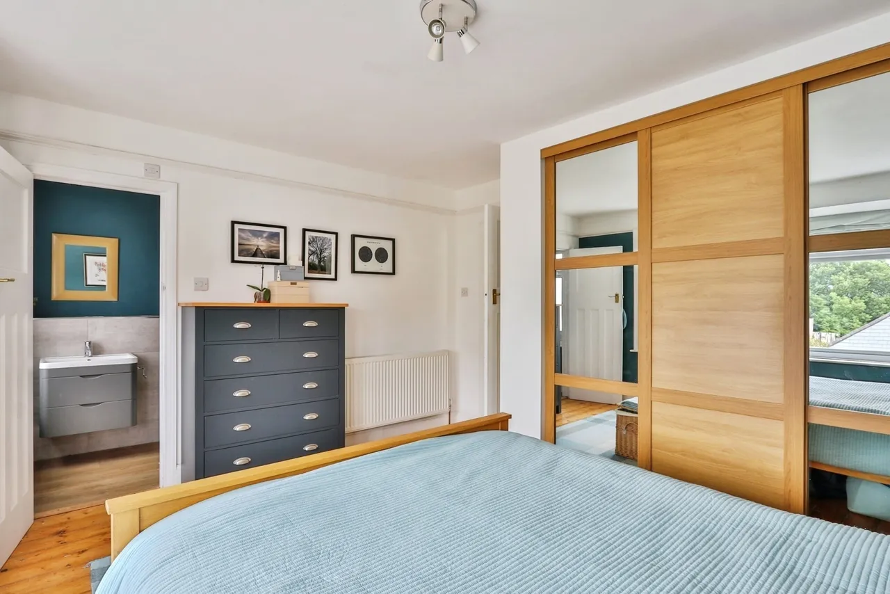 Ashmore Crescent, Poole, BH15, photo 13