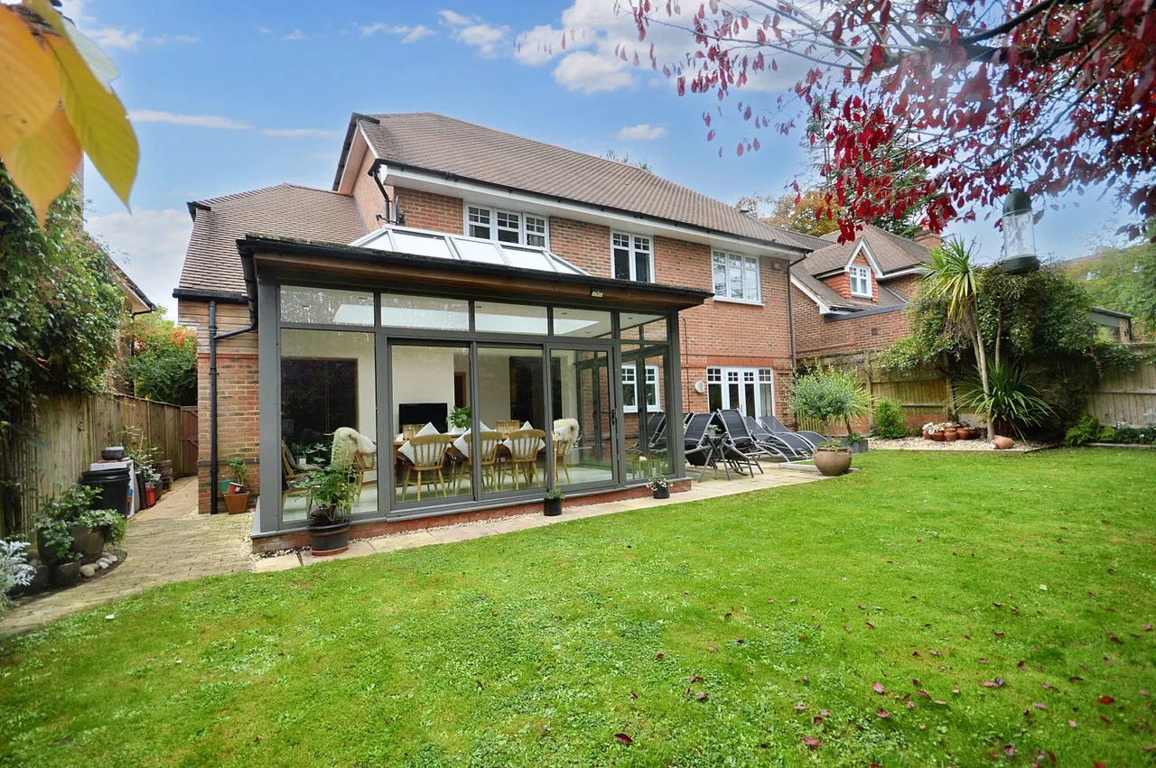 Chacombe Place, Beaconsfield, HP9, photo 17