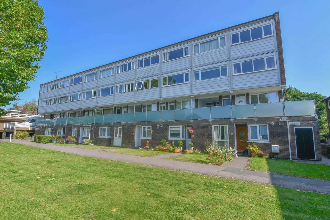 2 bed flat for sale — Crib Street, WARE, Ware, SG12 9HG