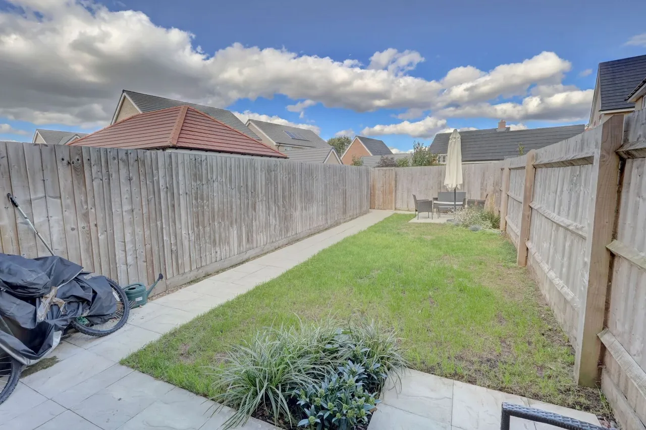 Autumn Drive, Princes Risborough, HP27, photo 4