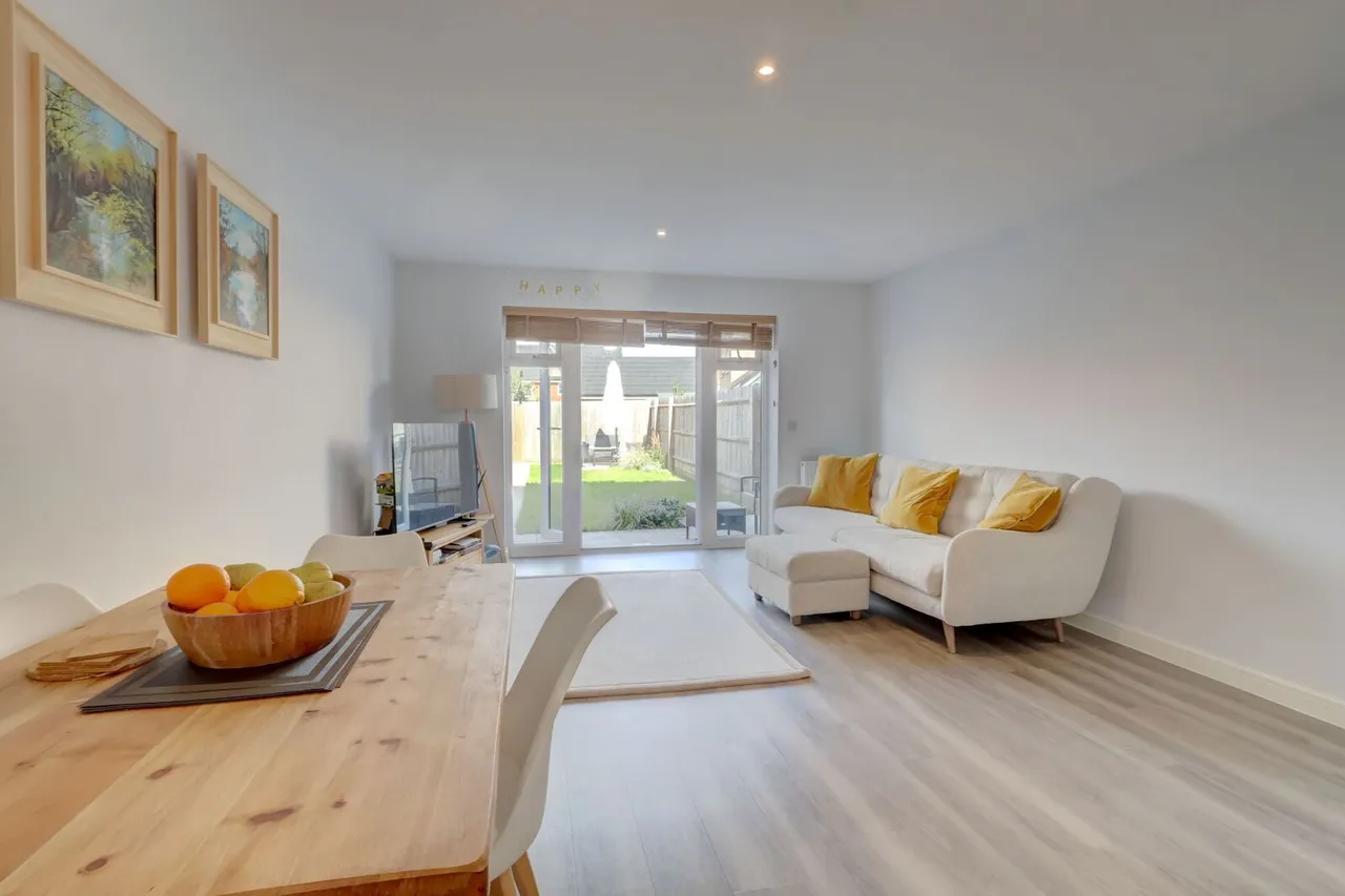 Autumn Drive, Princes Risborough, HP27, photo 8