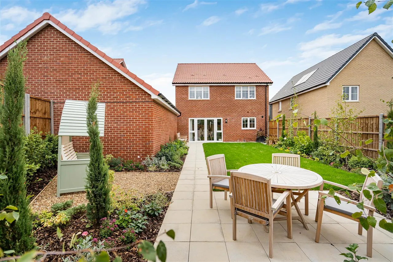 Thaxted Road, Saffron Walden, CB10, photo 26