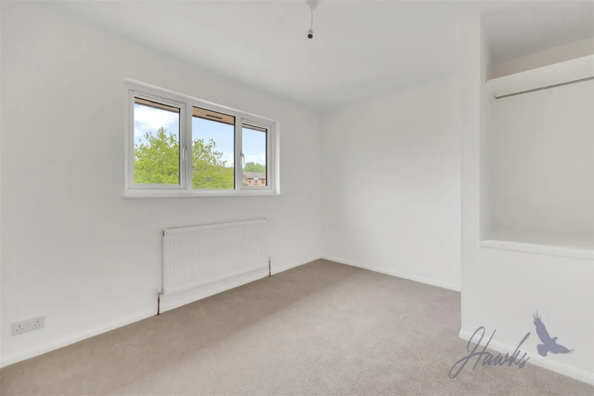 Tom Hood Close, London, E15, photo 8