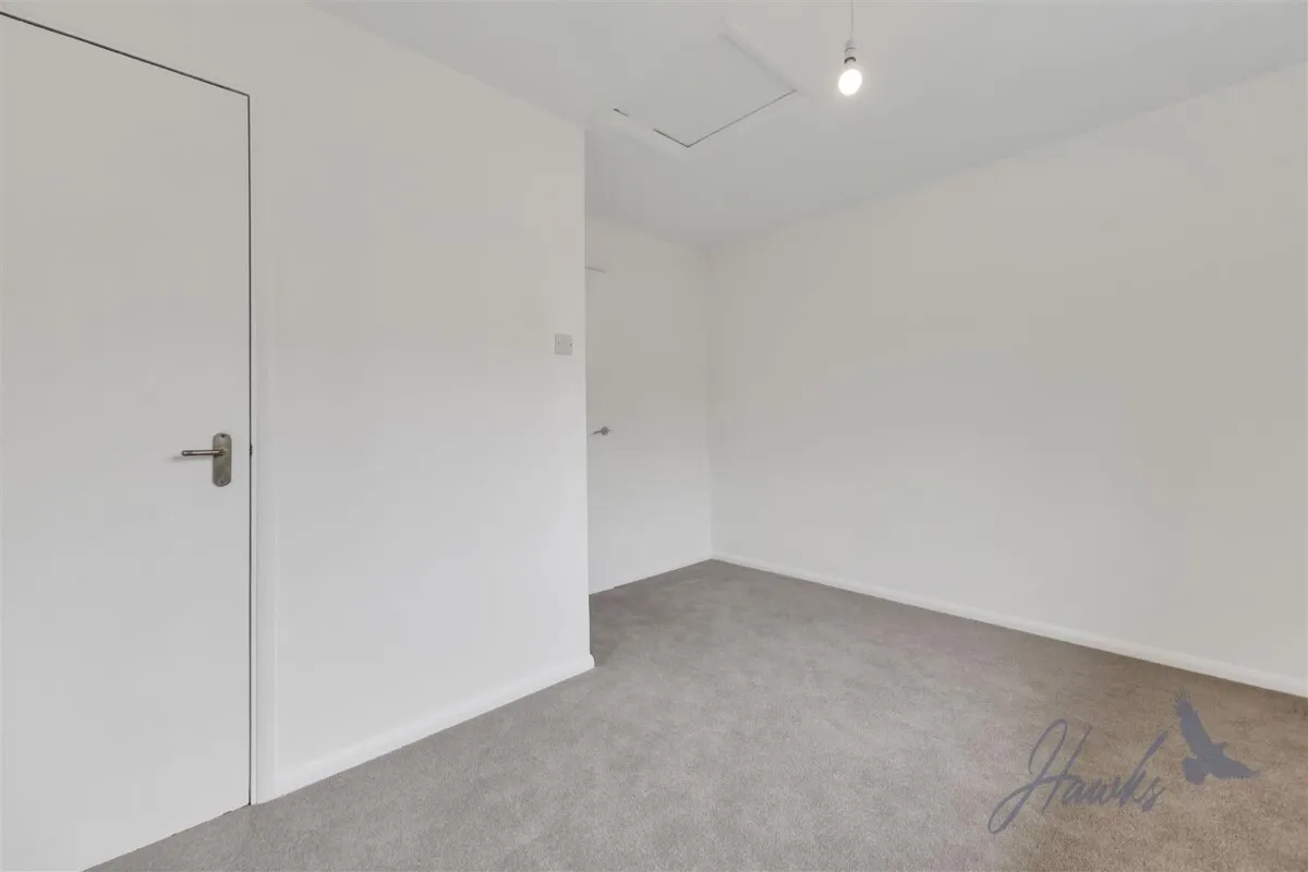 Tom Hood Close, London, E15, photo 7