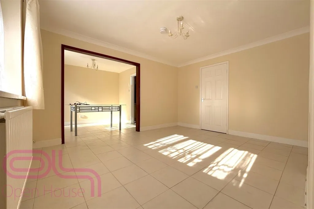 Ivy Lane, Hounslow, TW4, photo 3