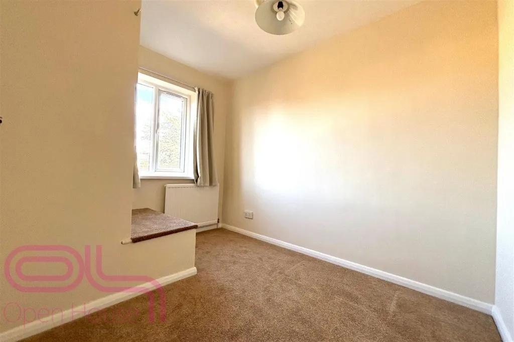 Ivy Lane, Hounslow, TW4, photo 8