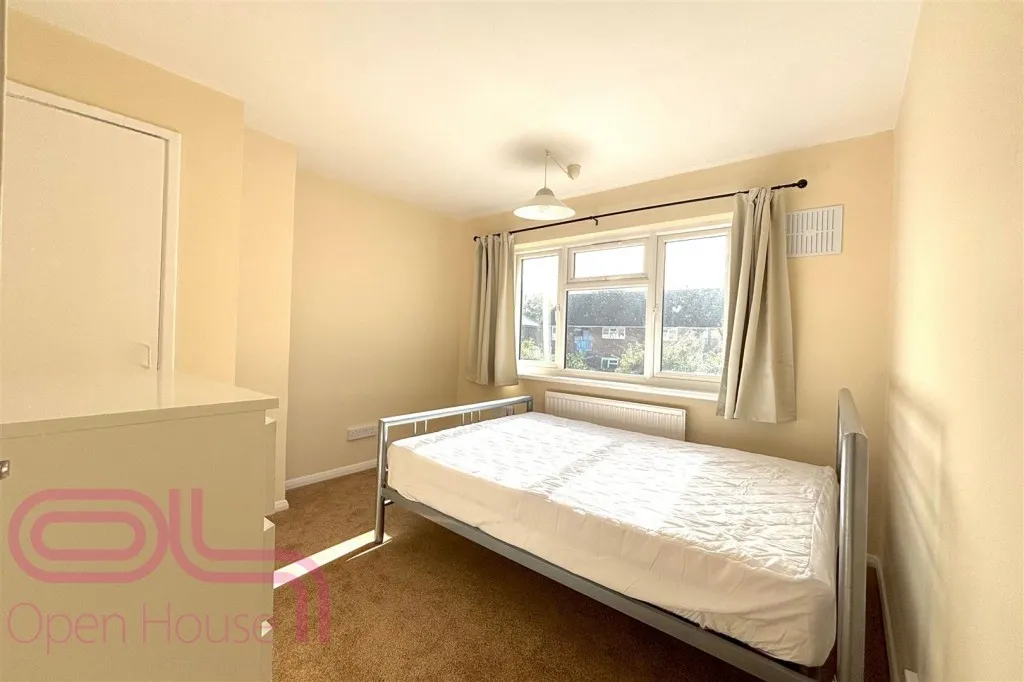 Ivy Lane, Hounslow, TW4, photo 7