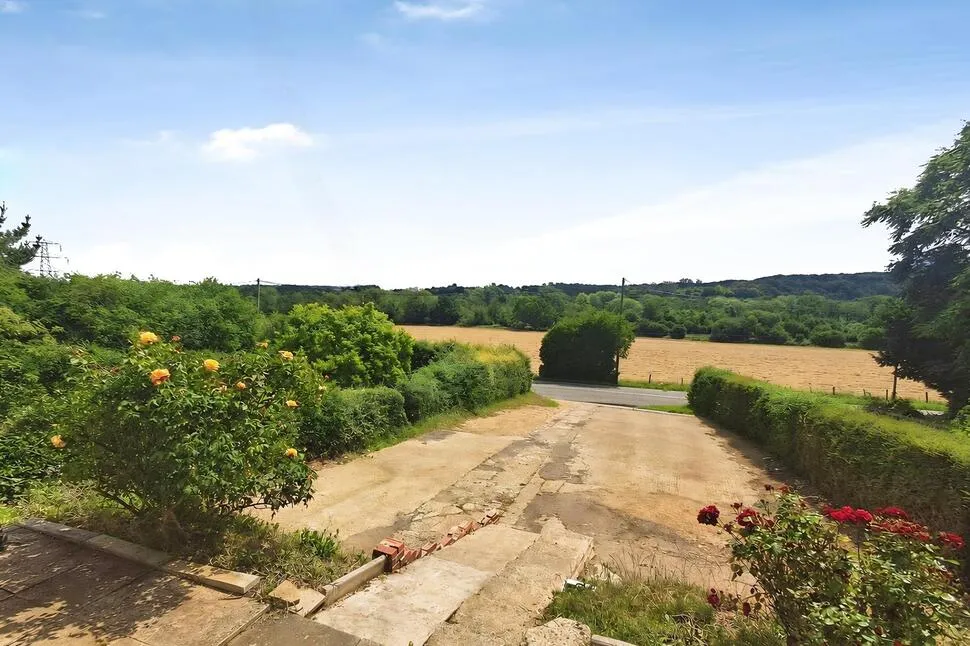 Canterbury Road, Canterbury, Kent, CT4, photo 2