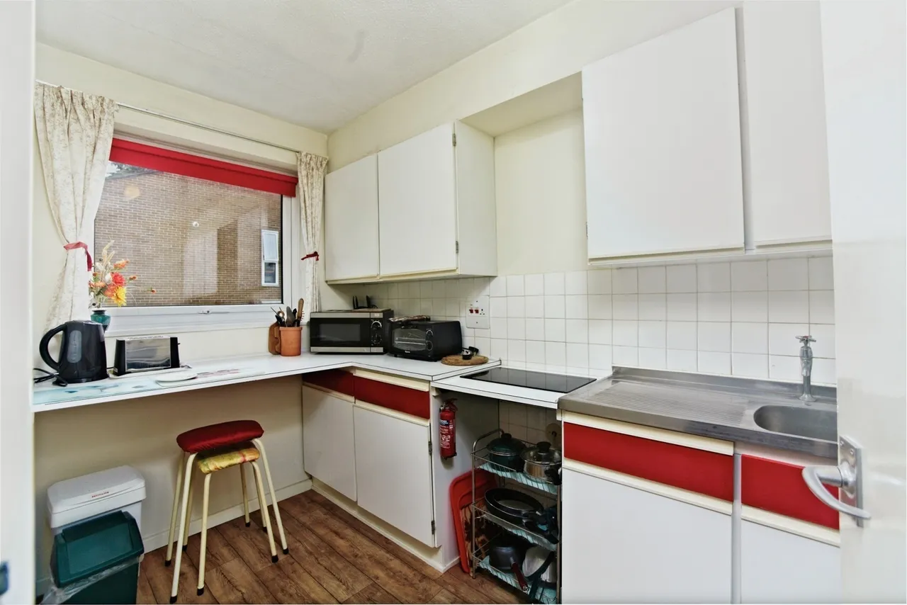 St. Arvans Close, CROYDON, Surrey, CR0, photo 7