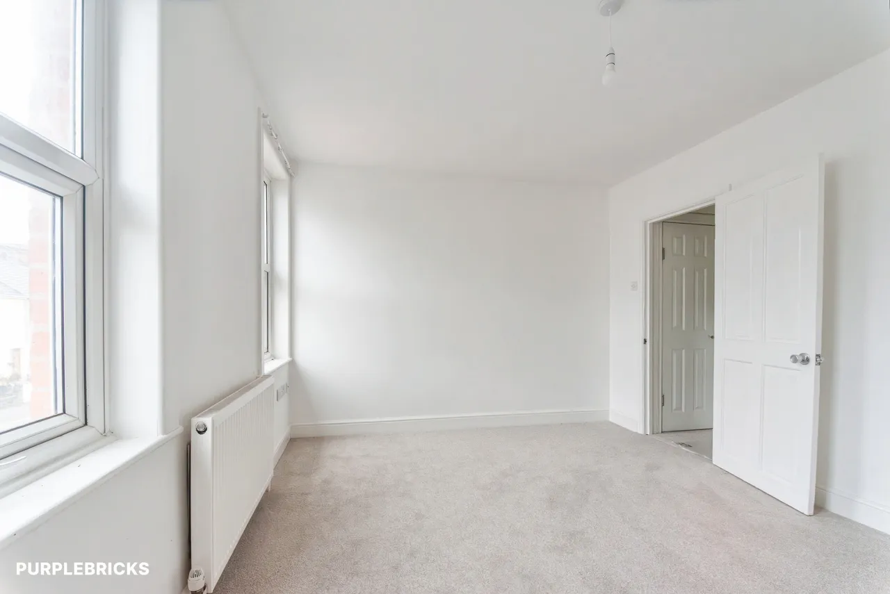 Cricklade Road, Gorse Hill, SN2, photo 18