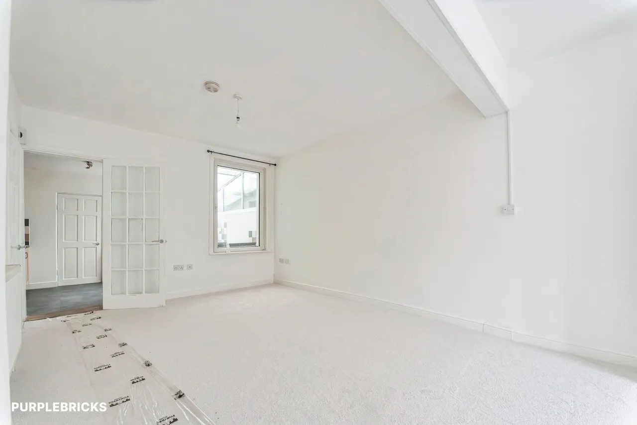 Cricklade Road, Gorse Hill, SN2, photo 20