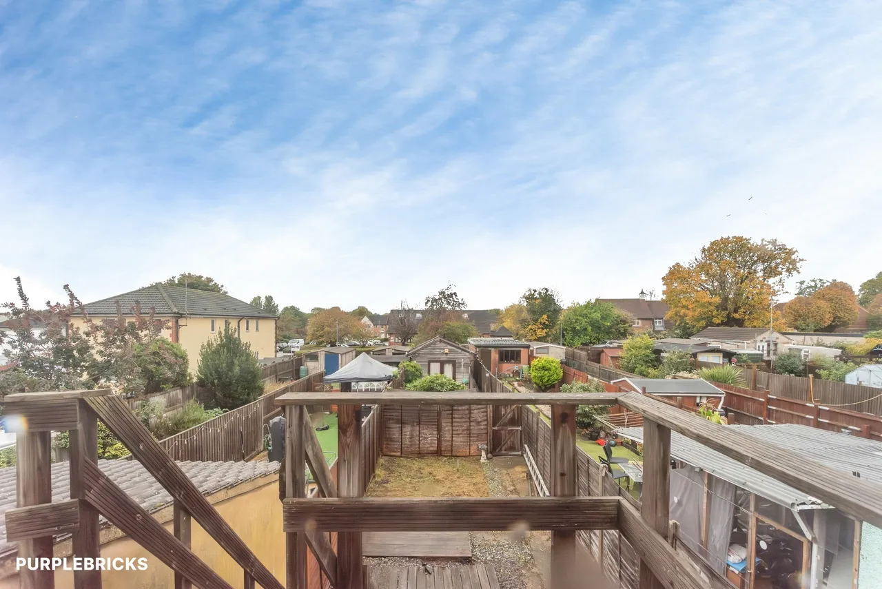 Cricklade Road, Gorse Hill, SN2, photo 28