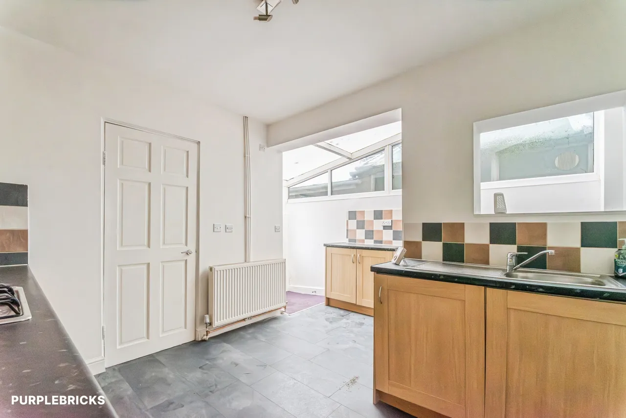 Cricklade Road, Gorse Hill, SN2, photo 7
