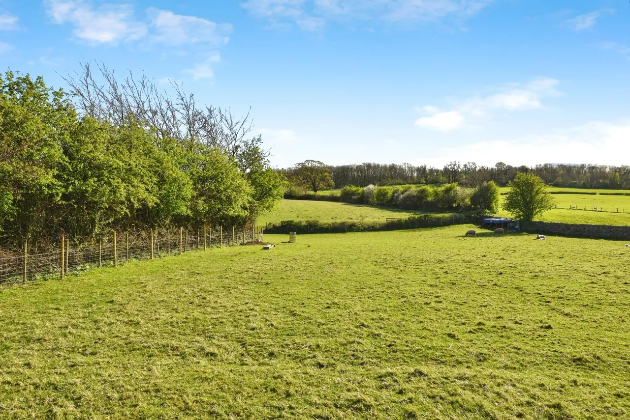 The Ginnel, Over Kellet, LA6, photo 5