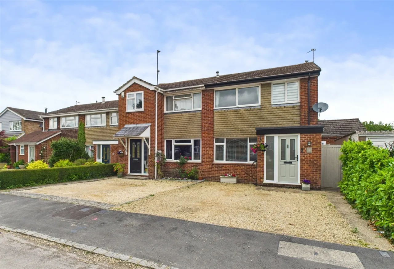 3 bed house for sale, Rannal Drive, Chinnor, OX39