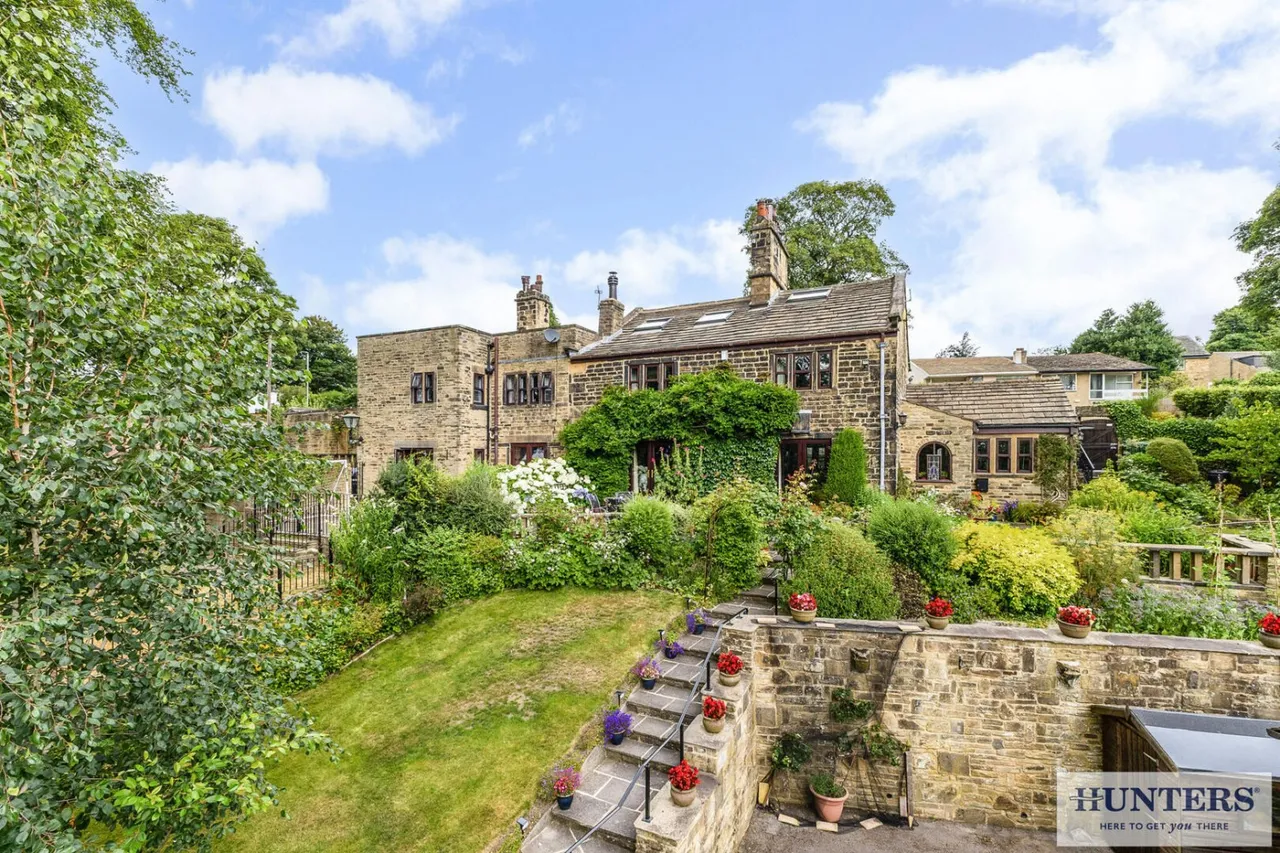 Town Street, Rawdon, LS19, photo 21