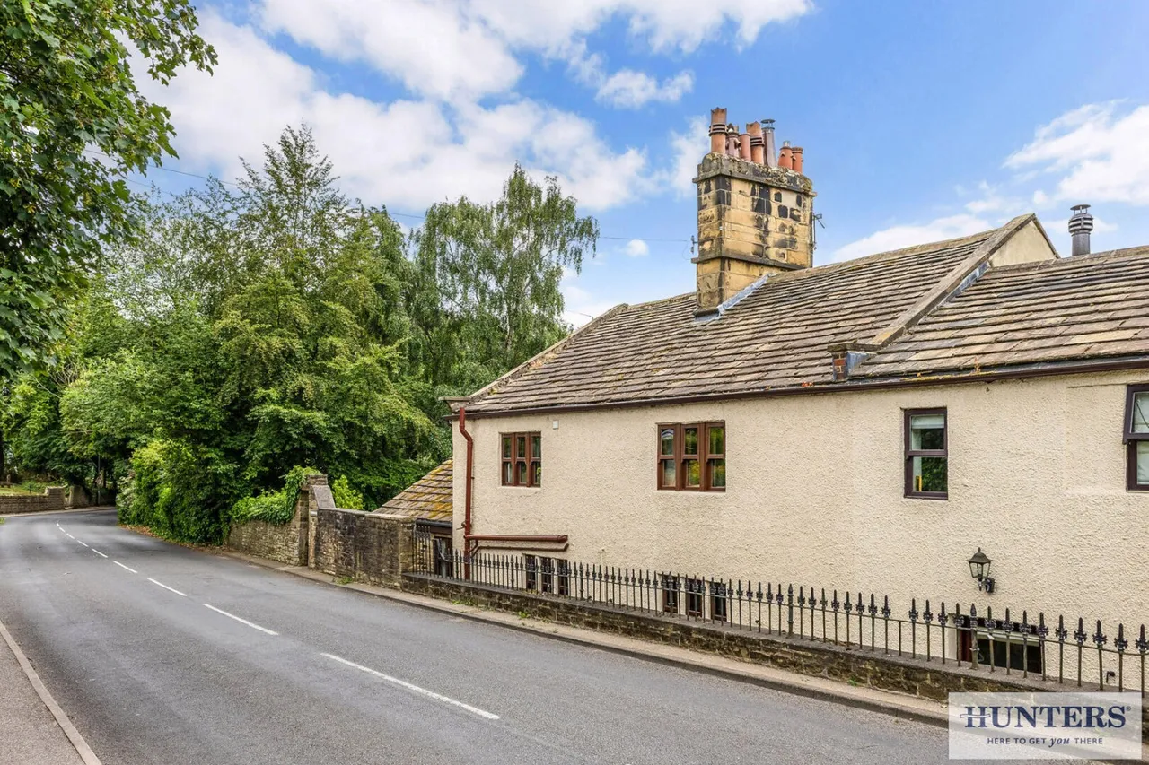 Town Street, Rawdon, LS19, photo 26