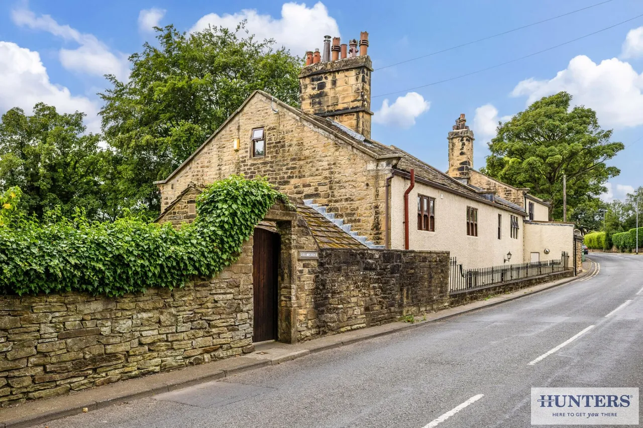 Town Street, Rawdon, LS19, photo 27