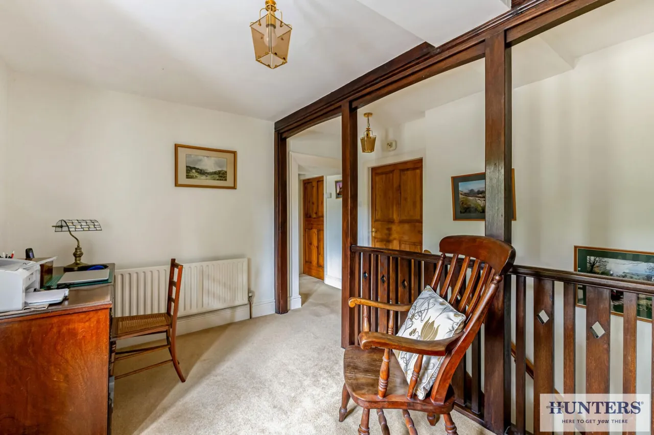 Town Street, Rawdon, LS19, photo 14