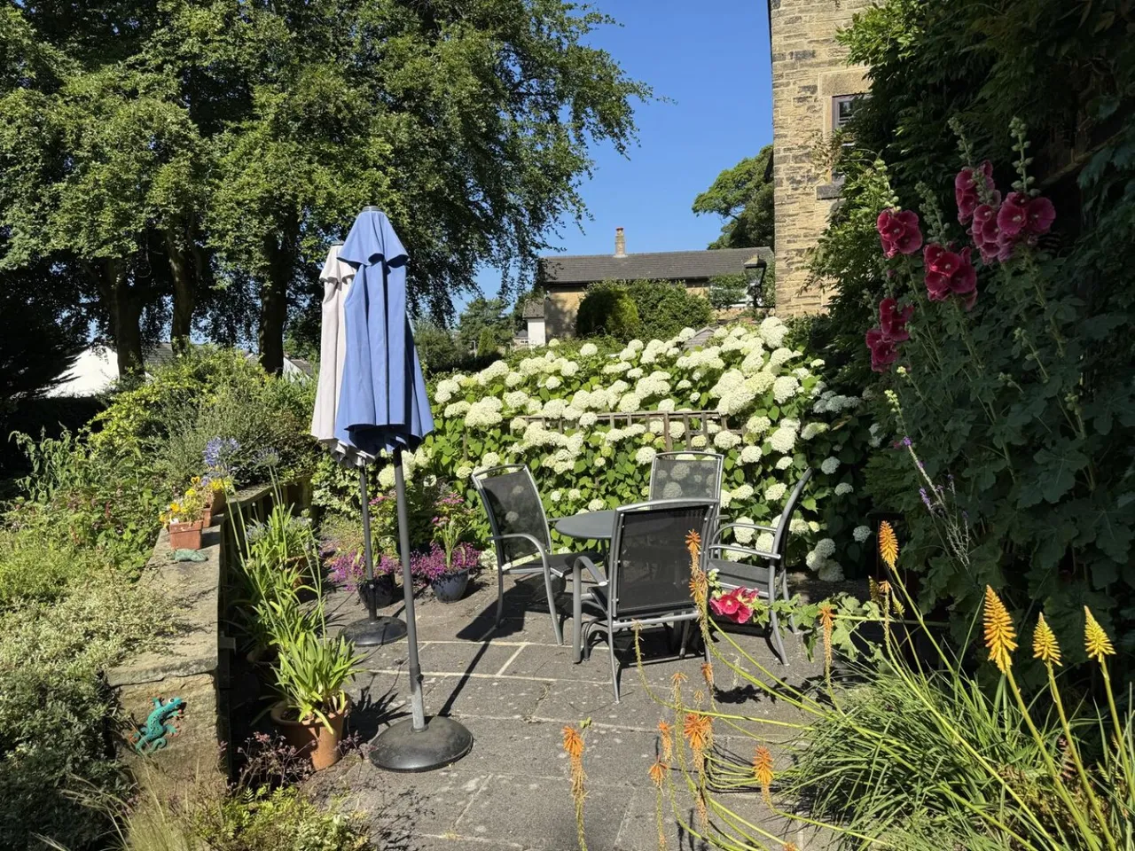 Town Street, Rawdon, LS19, photo 34