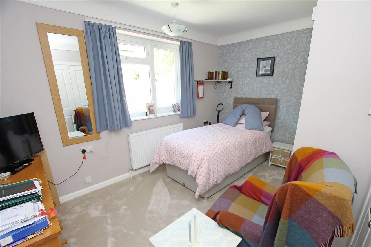 Webster Road, Bournemouth, photo 11