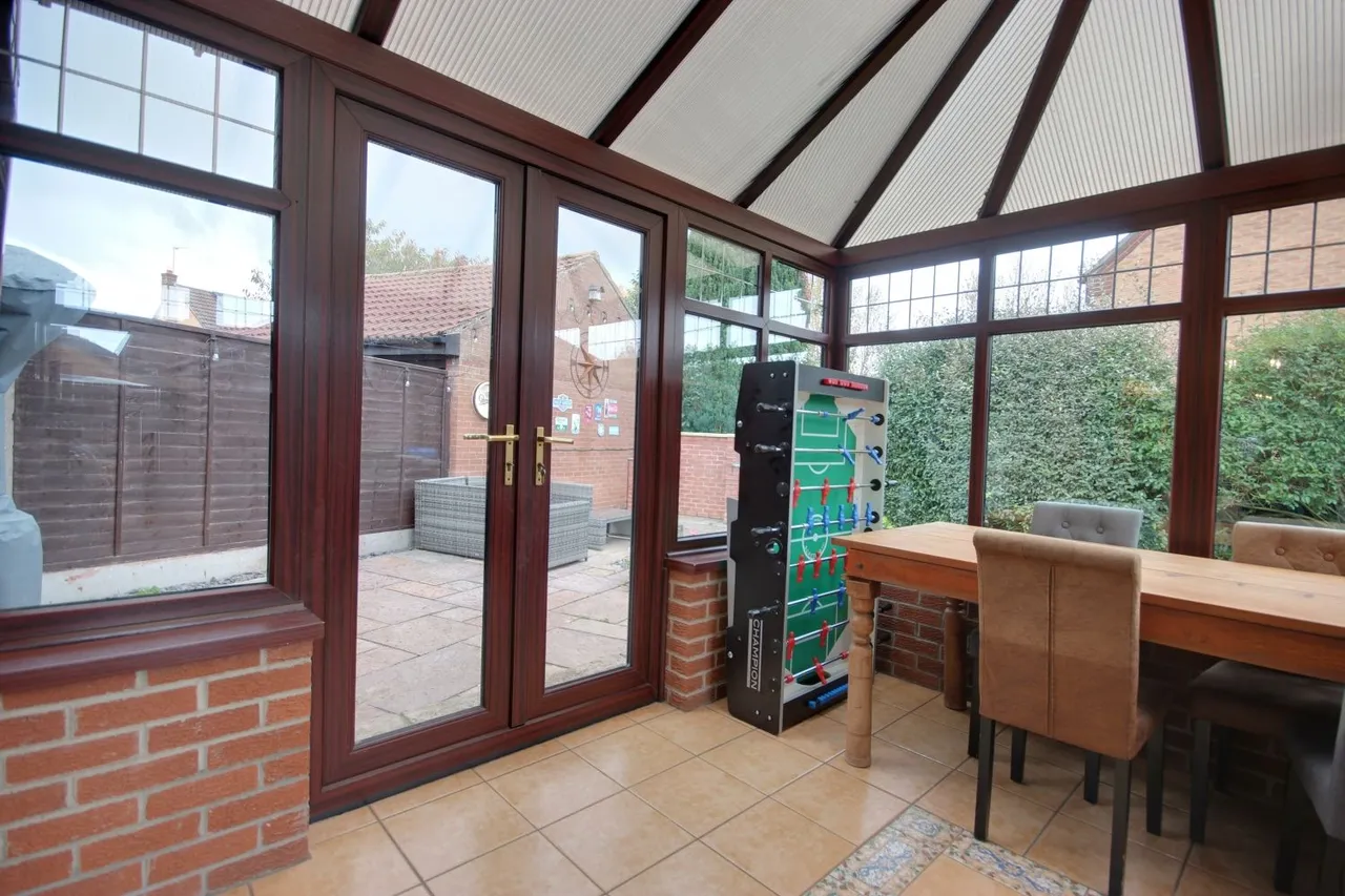 Southwell Close, Beverley, HU17, photo 11