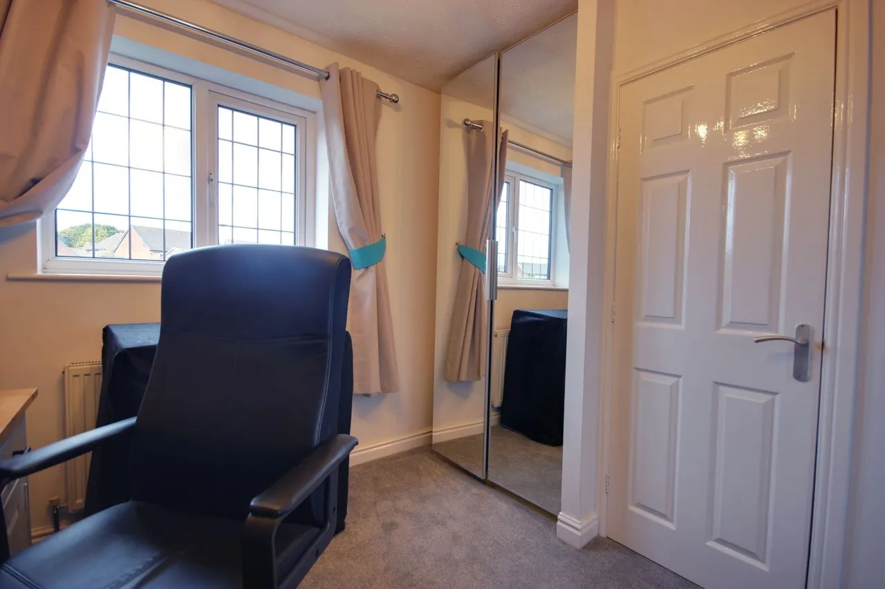 Southwell Close, Beverley, HU17, photo 16