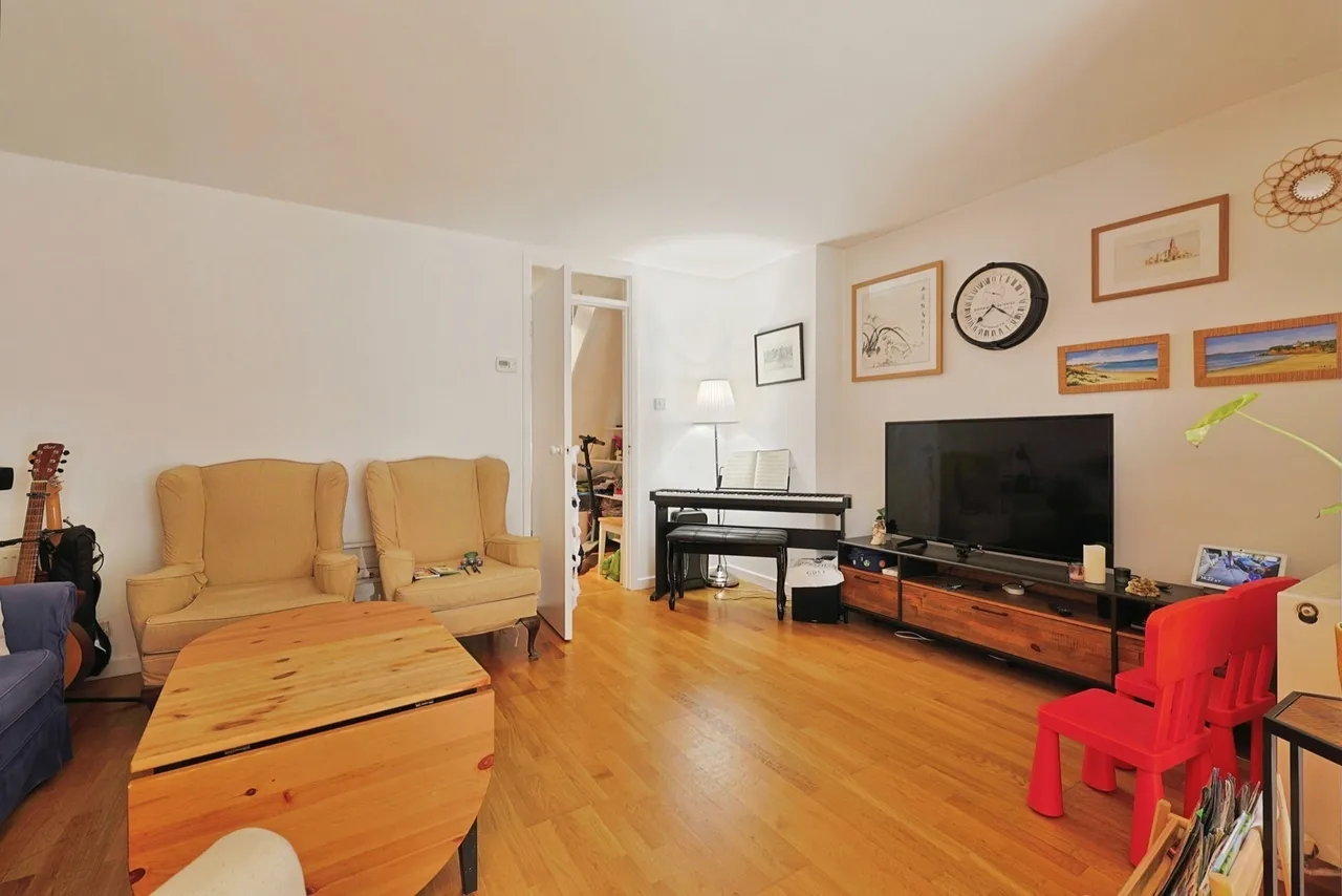 Kathleen Road, London, SW11, photo 9
