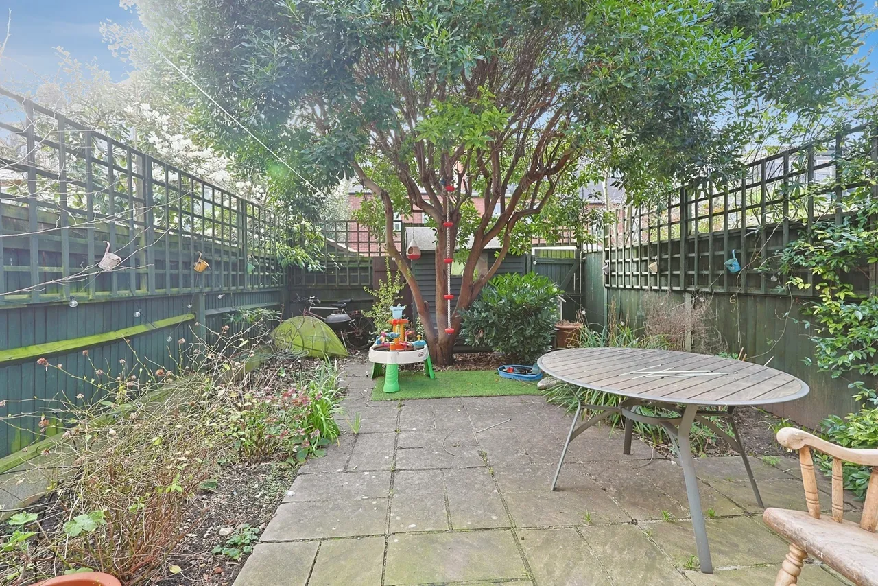 Kathleen Road, London, SW11, photo 11