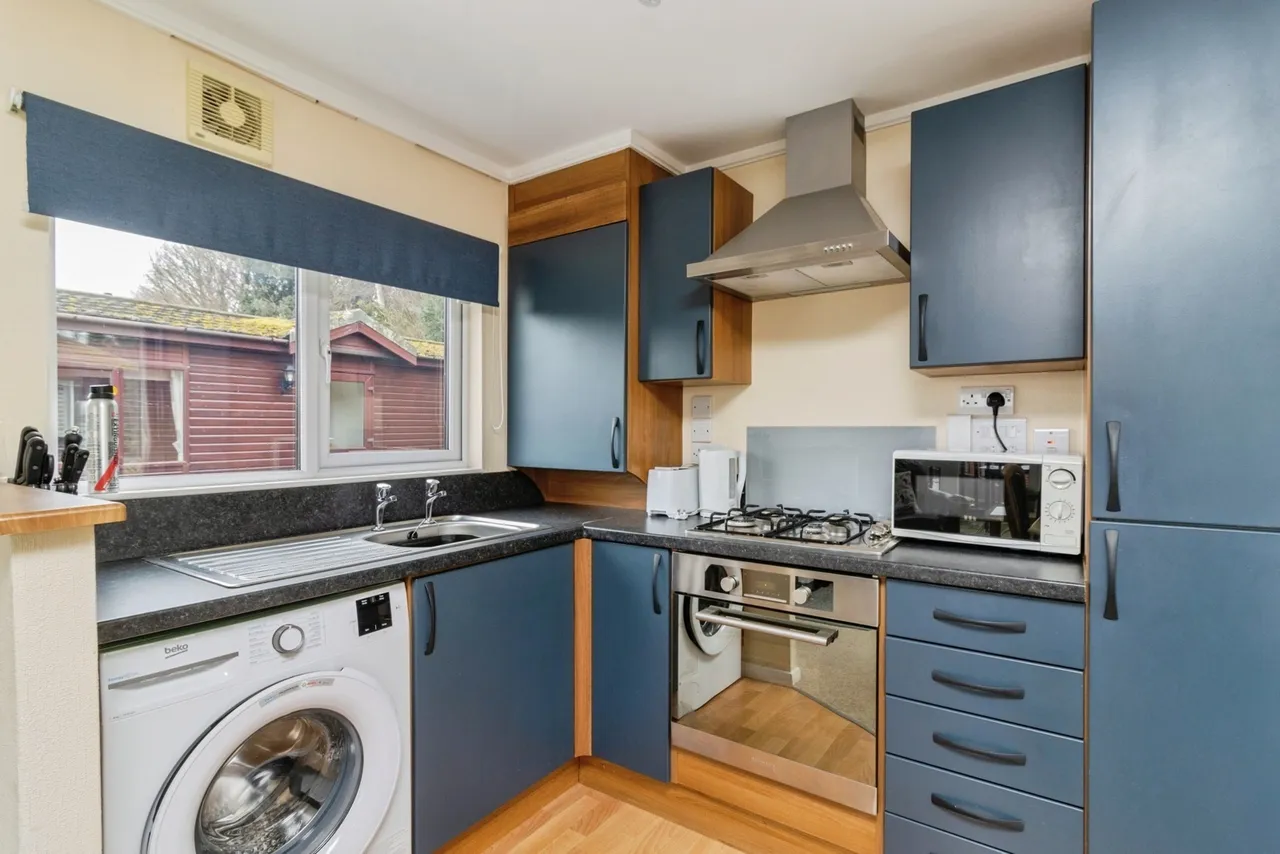 Warren Road, Hazelwood Park, EX7, photo 10