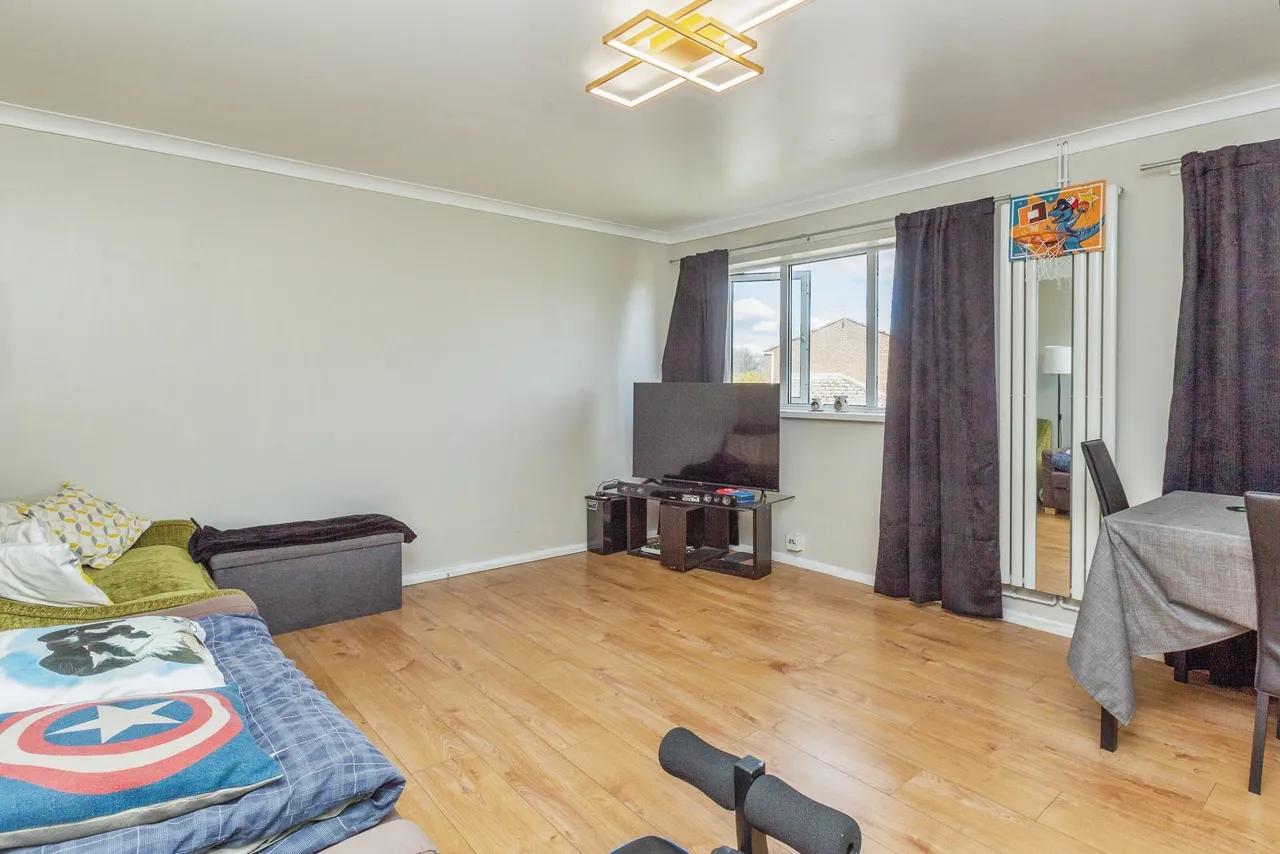 St. Annes Road, Aylesbury, Buckinghamshire, HP19, photo 11