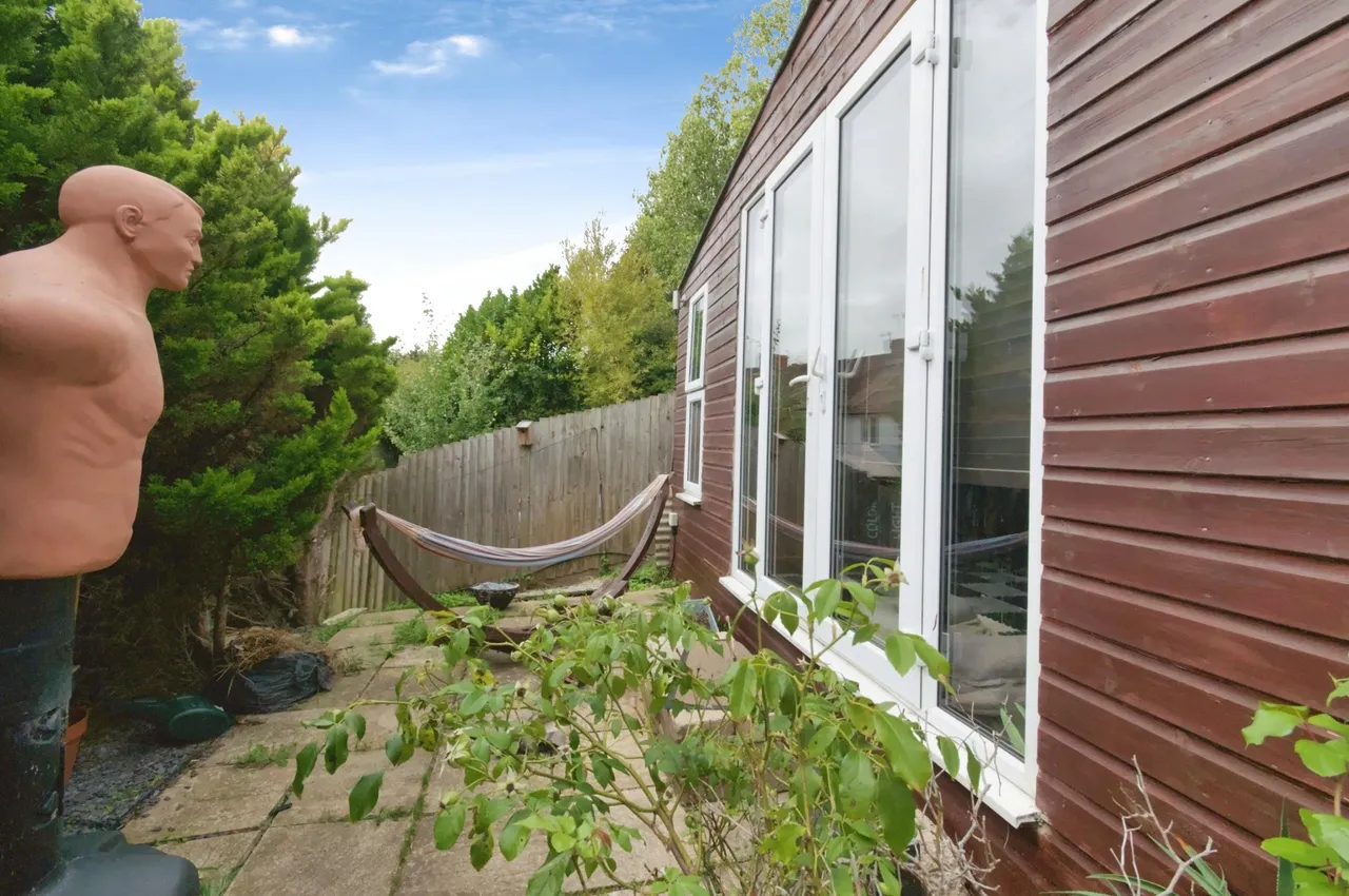 Gibbon Road, Newhaven, BN9, photo 26