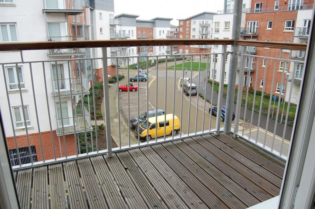 Avenel Way, Poole, photo 8