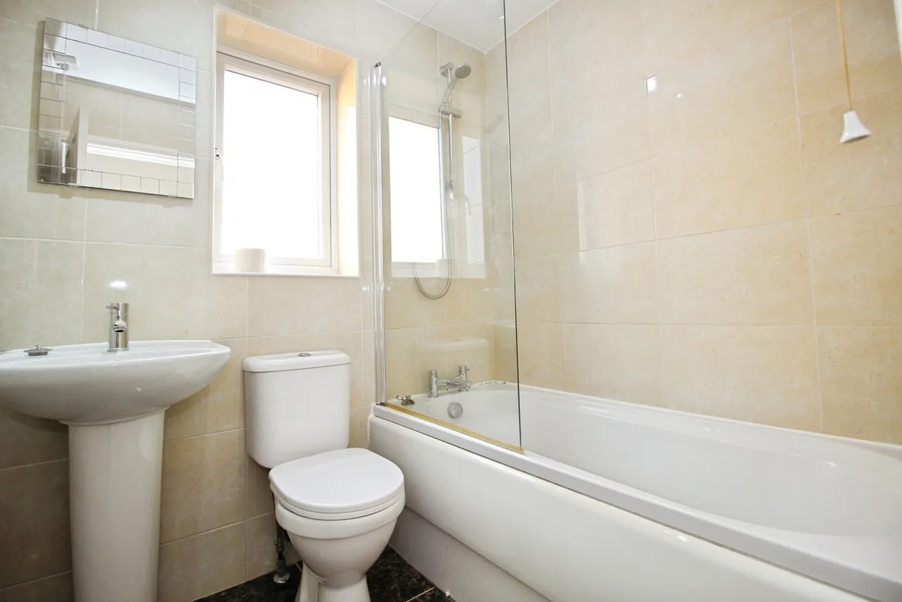 Kingfisher Mews, LEEDS, West Yorkshire, LS27, photo 10
