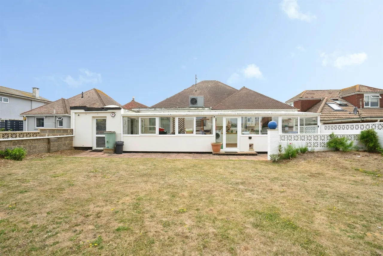 The Esplanade, Telscombe Cliffs, BN10, photo 19