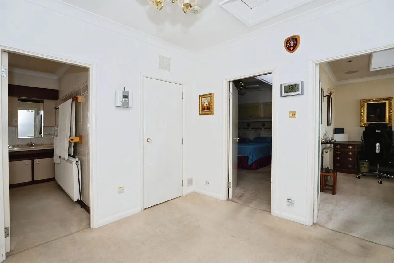 The Esplanade, Telscombe Cliffs, BN10, photo 11