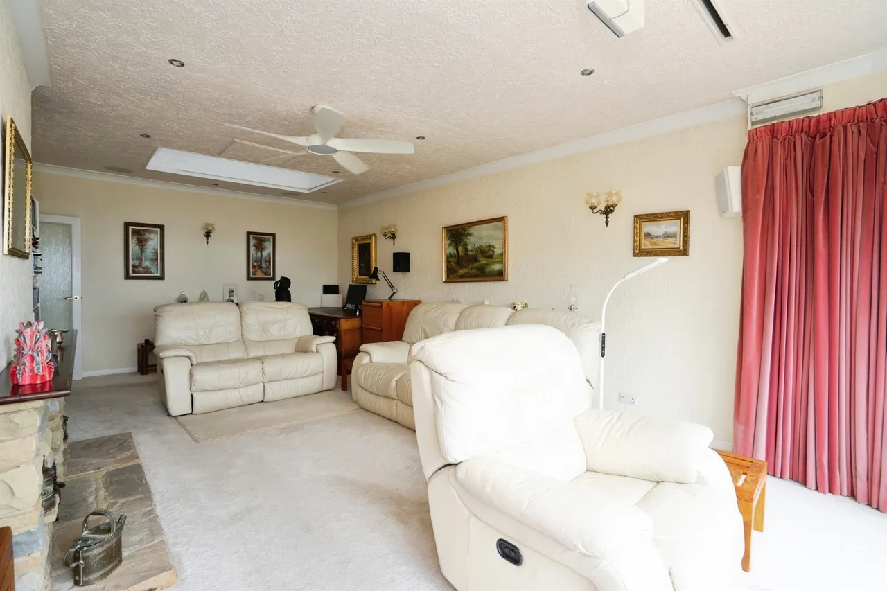 The Esplanade, Telscombe Cliffs, BN10, photo 7