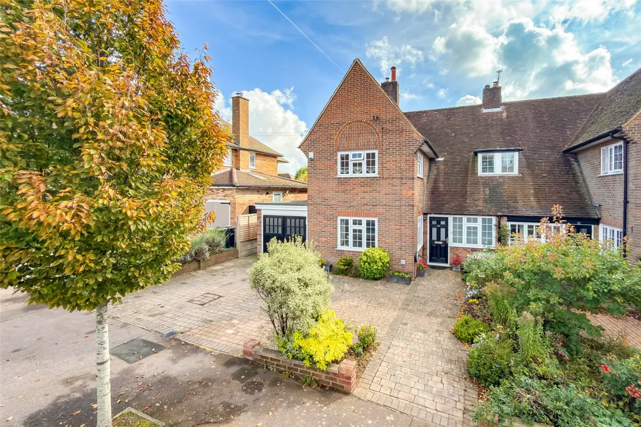 4 bed house for sale — Bloomfield Road, Harpenden, Hertfordshire, AL5 4DB