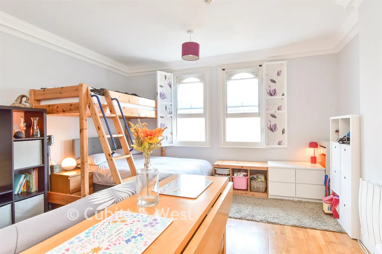 Farncombe Road, Worthing, BN11, photo 5