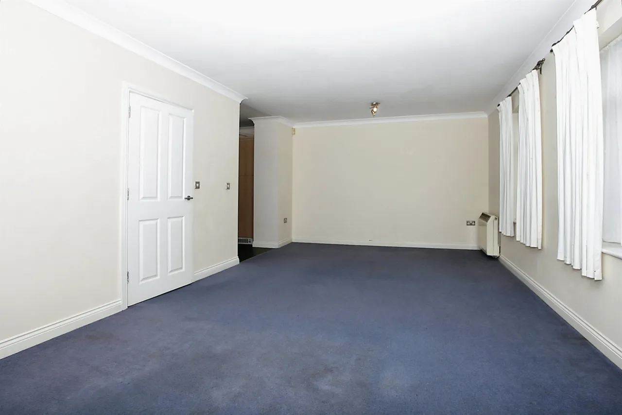 Fletton Avenue, Peterborough, photo 6