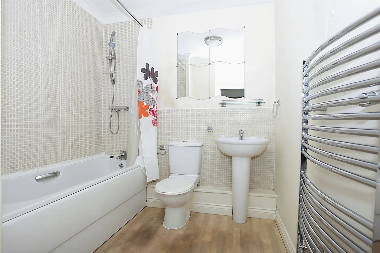Fletton Avenue, Peterborough, photo 10
