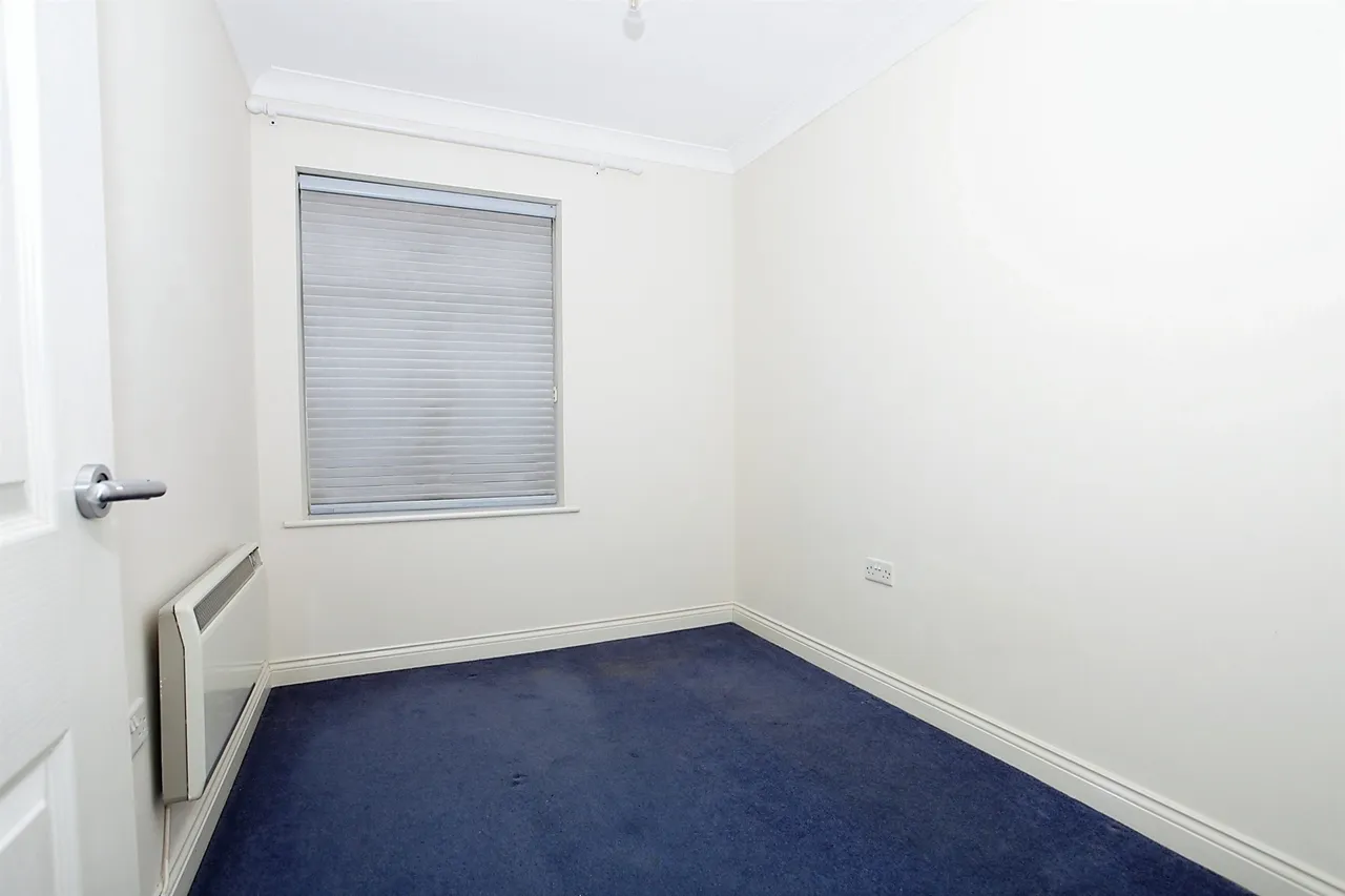Fletton Avenue, Peterborough, photo 8