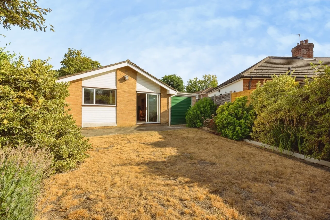 Weydown Close, Guildford, GU2, photo 6