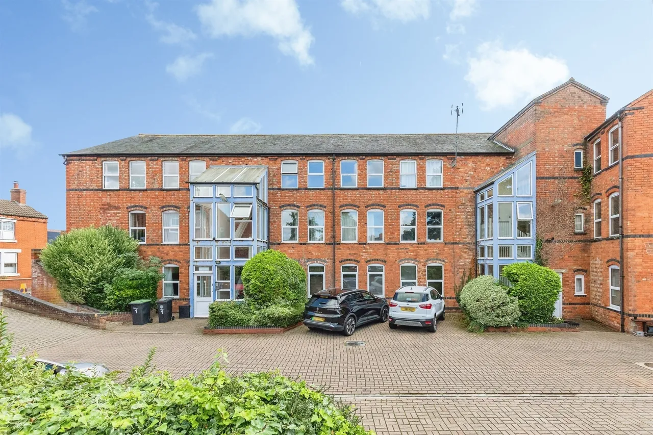 1 bed flat for sale, Scarborough Street, Wellingborough, NN9