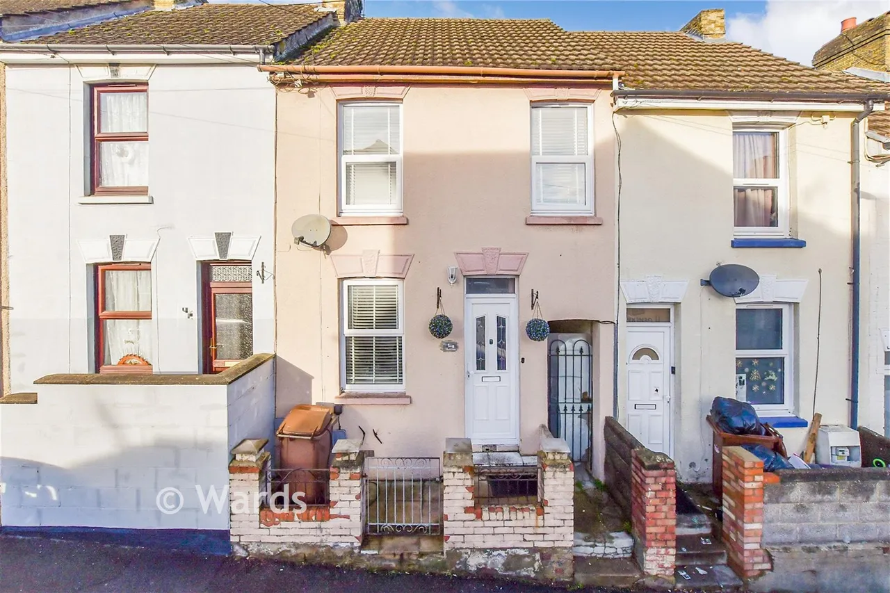 3 bed house for sale, Albany Road, Chatham, ME4