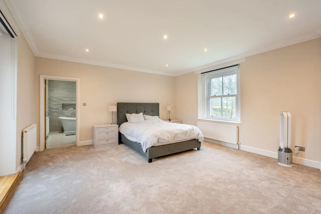 Bishton, Newport, NP18, photo 10