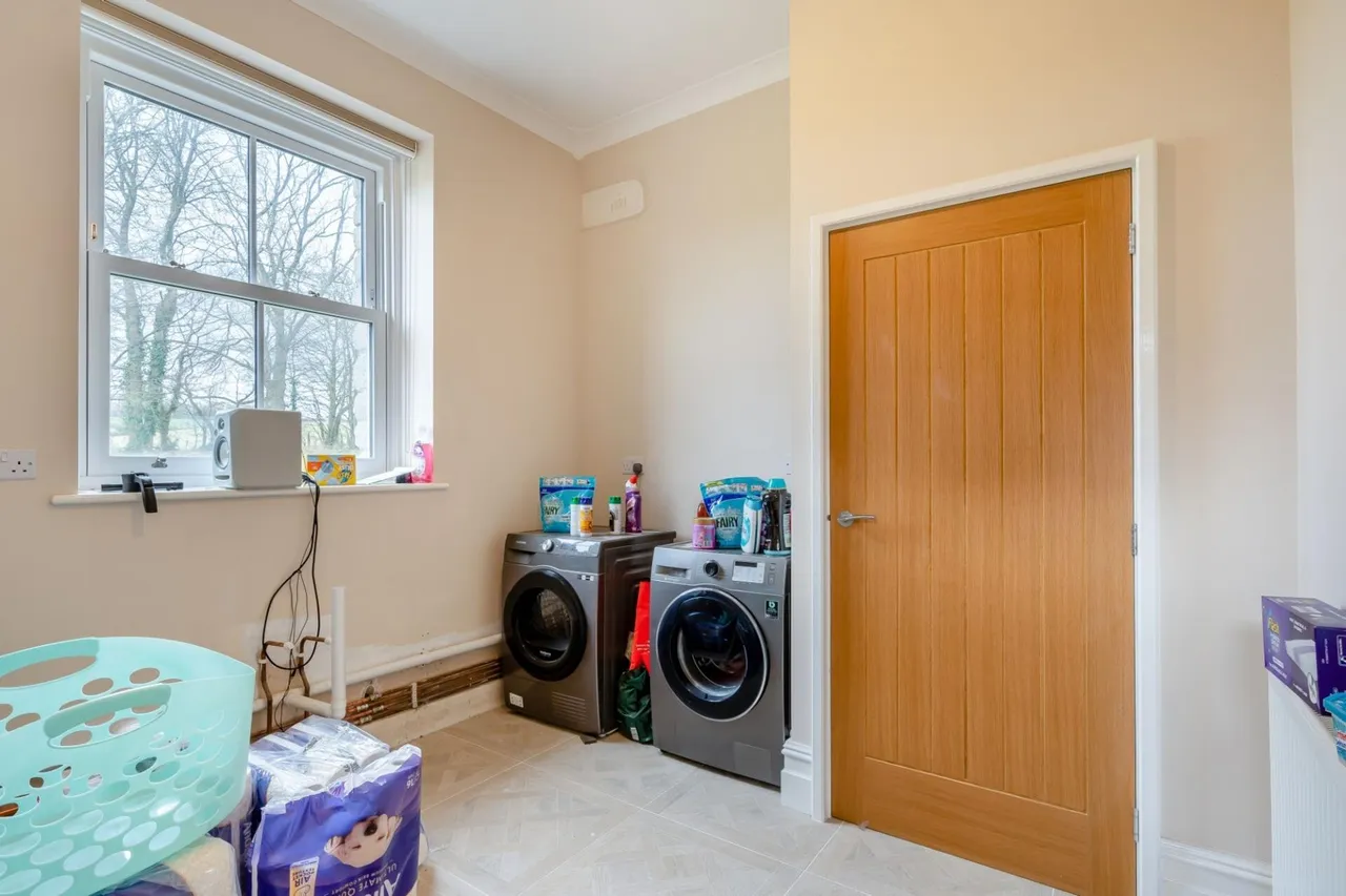 Bishton, Newport, NP18, photo 9