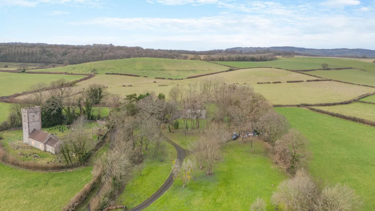 Bishton, Newport, NP18, photo 23
