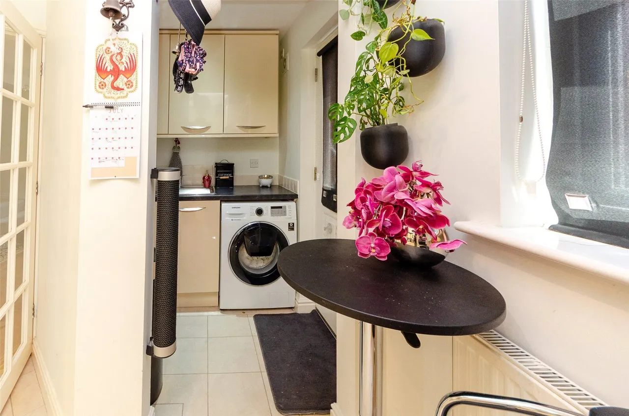 Chatsworth Close, Rhos on Sea, photo 7